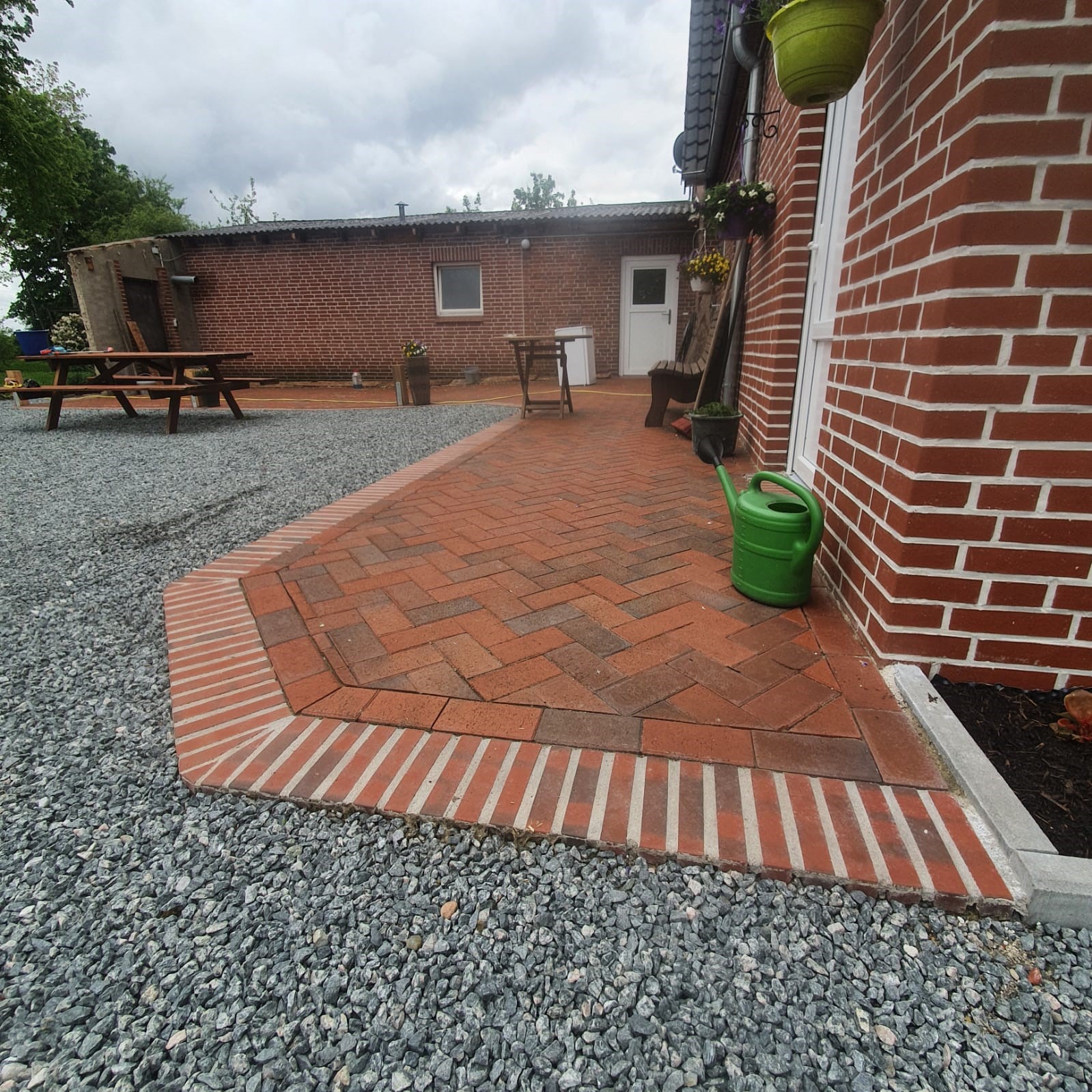 Mauer- und Pflasterarbeiten Referenz